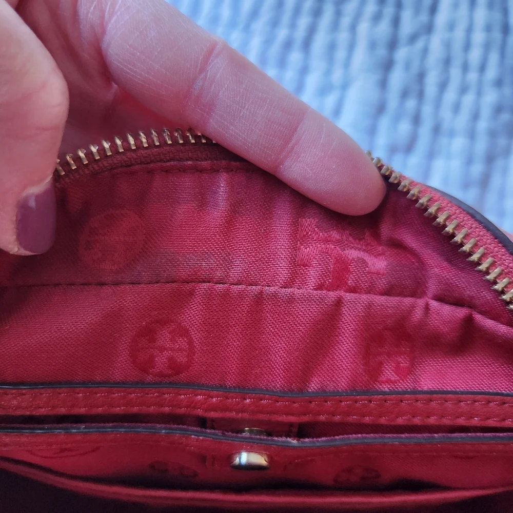 Tory Burch Red Crossbody Camera Bag - Picture 14 of 15